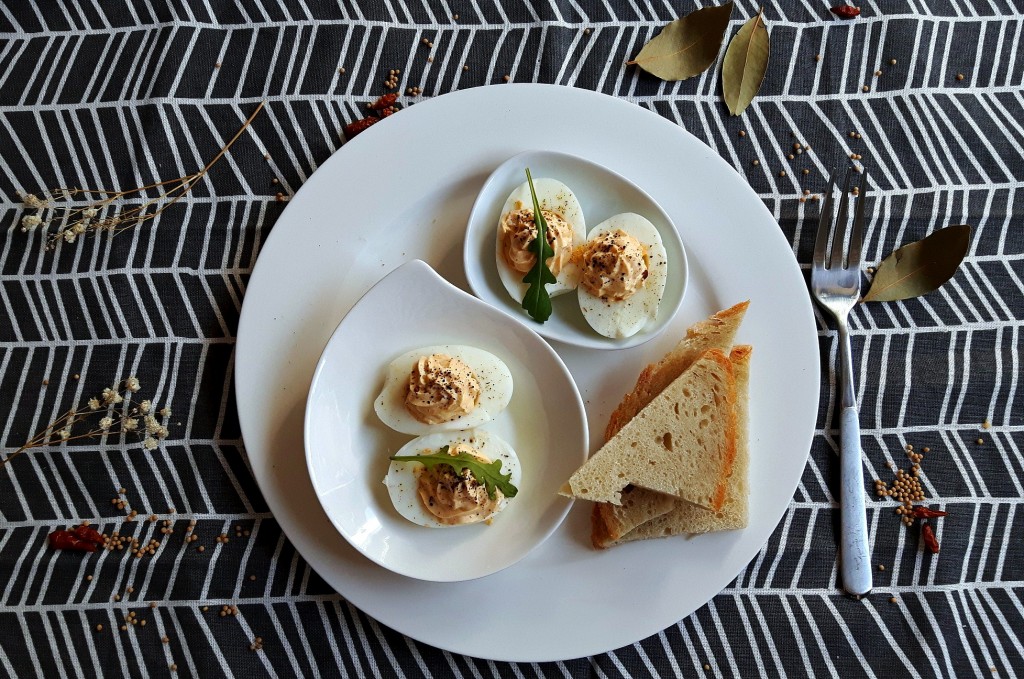 Light deviled eggs with cottage cheese