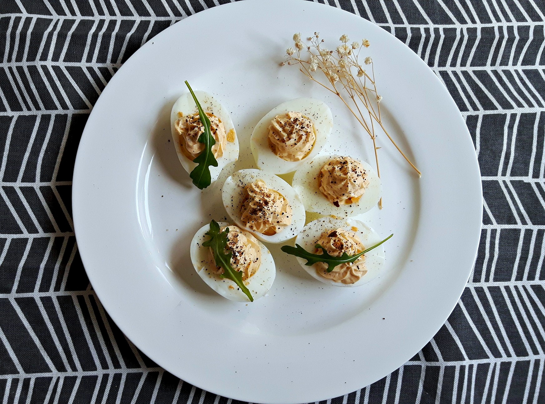 Light Deviled Eggs With Cottage Cheese Fine Transylvania