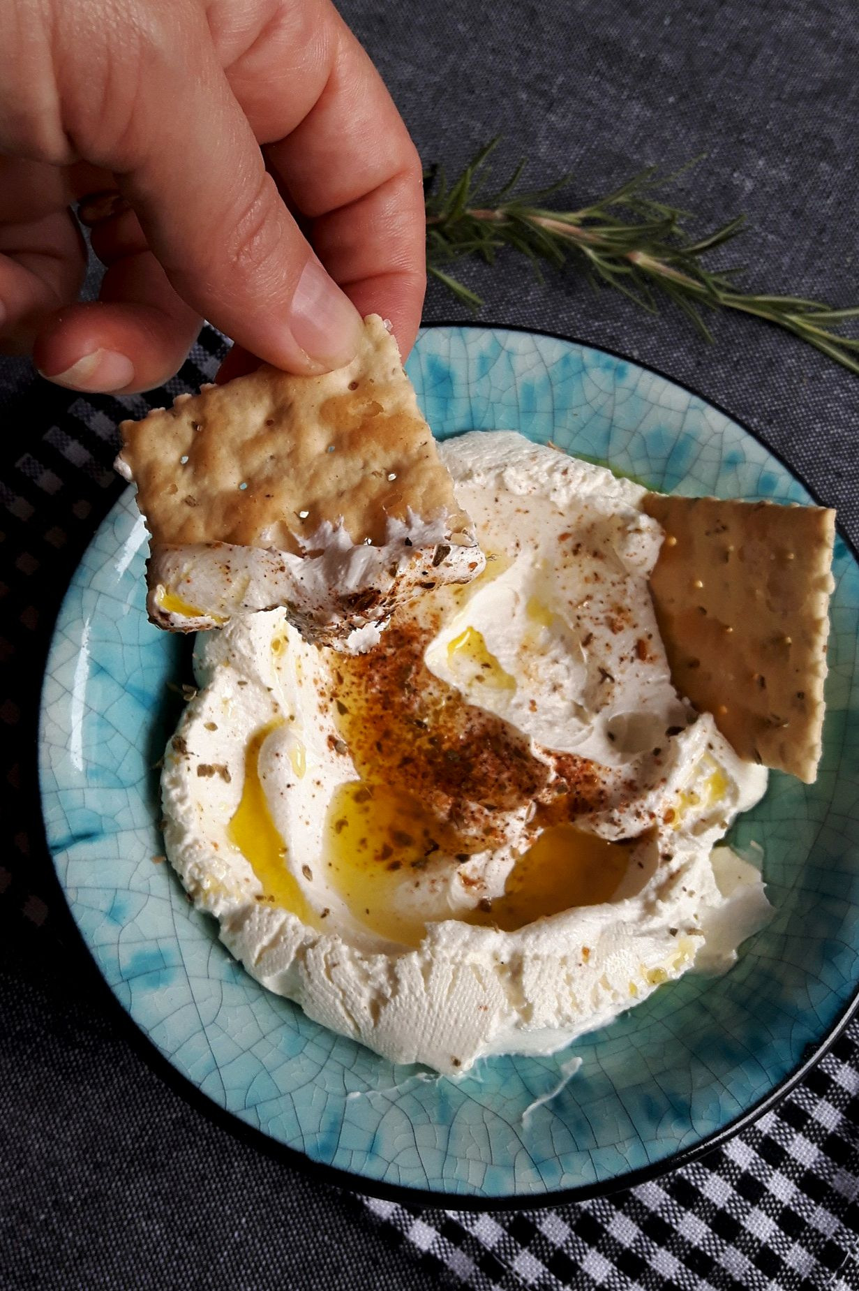 labneh-the-oriental-yogurt-cheese-has-a-place-in-my-transylvanian-kitchen